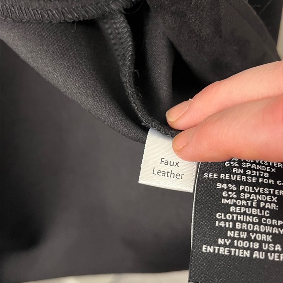 Premise Elegant Black Faux-Leather Coat - Picture 4 of 7